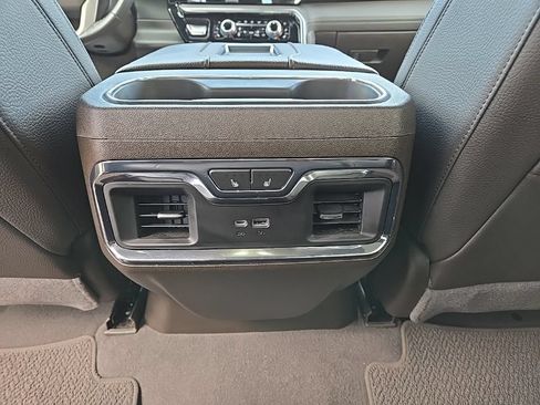 Used 2022 GMC Sierra 1500 Denali AWD/4WD image 14