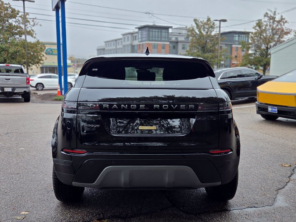 Used 2026 Land Rover Range Rover Evoque S AWD/4WD image 5