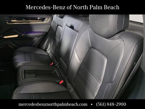 Used 2025 Porsche Cayenne Turbo GT AWD/4WD image 17