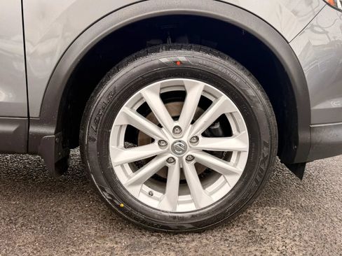 Used 2018 Nissan Rogue Sport SV w/ SV All-Weather Package AWD/4WD image 29