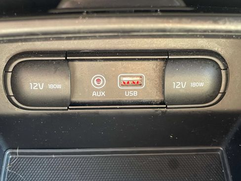 Used 2020 Kia Sorento S FWD image 22