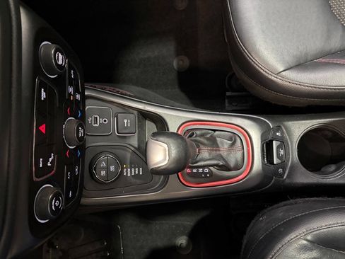 Used 2018 Jeep Compass Trailhawk w/ Navigation Group image 19