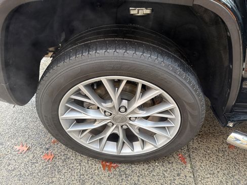 Used 2023 Jeep Grand Cherokee Summit w/ Adv Protech Group IV image 18