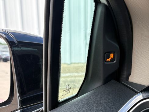 Used 2020 Honda Odyssey Elite image 13