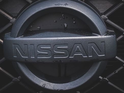 Used 2018 Nissan Frontier PRO-4X AWD/4WD image 21