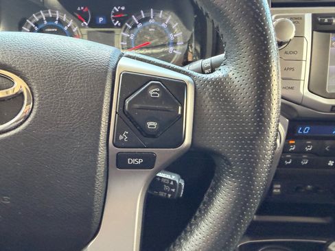 Used 2016 Toyota 4Runner 4WD image 21