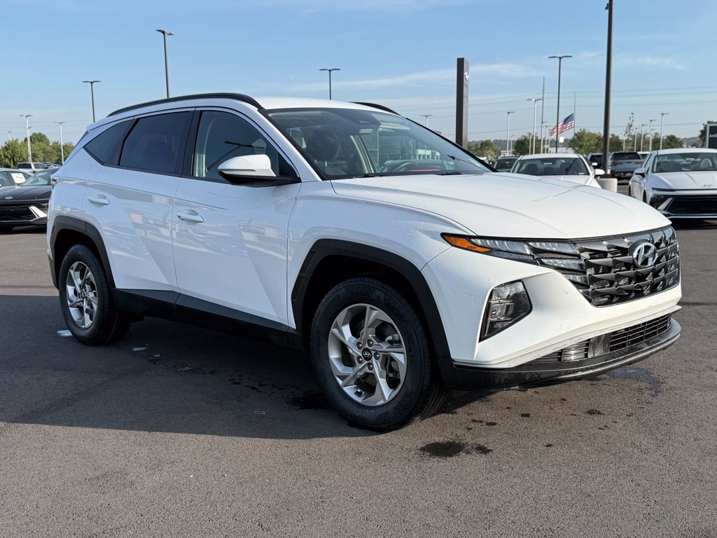 Used 2022 Hyundai Tucson SEL AWD/4WD image 3