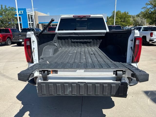 Used 2024 GMC Sierra 3500 Denali Ultimate AWD/4WD image 7