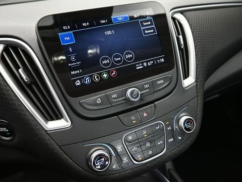 Used 2025 Chevrolet Malibu LT image 31