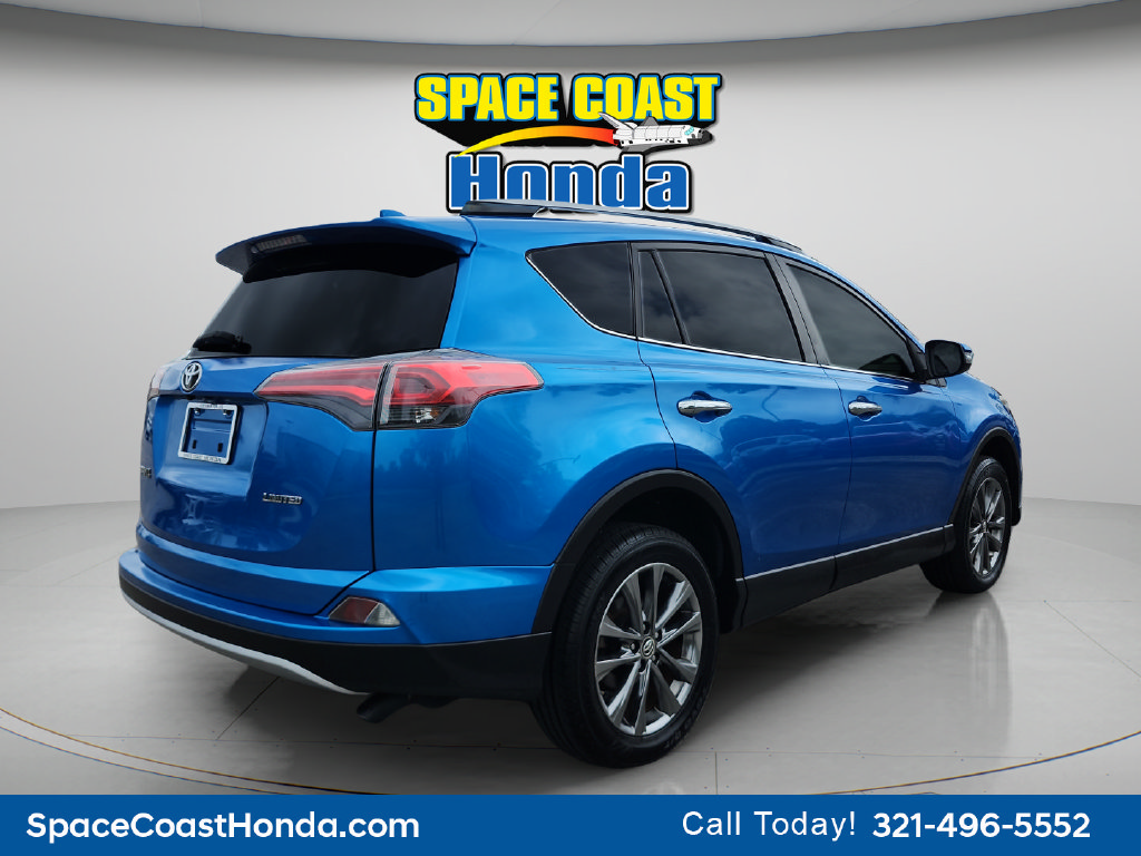 Used 2018 Toyota RAV4 Limited FWD image 4