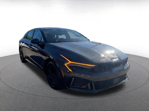 Used 2025 Kia K5 LXS image 3