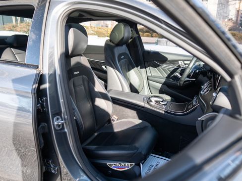 Used 2019 Mercedes-Benz E 53 AMG 4MATIC Sedan image 17