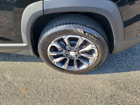 Used 2025 GMC Terrain Elevation w/ Elevation Premium Package AWD/4WD image 6