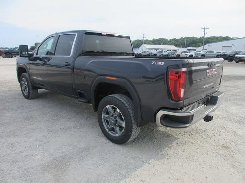 New 2026 GMC Sierra 2500 SLE w/ SLE Value Package; AWD/4WD image 9