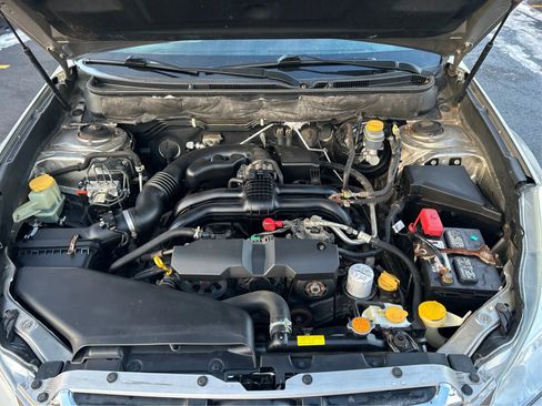 Used 2014 Subaru Outback 2.5i Premium image 20