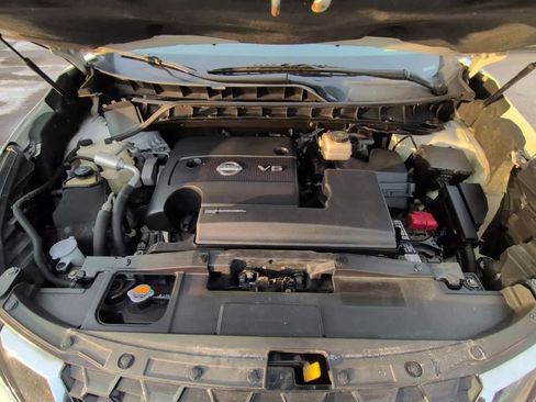 Used 2020 Nissan Murano S image 14