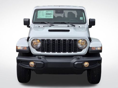 New 2025 Jeep Gladiator Sport image 15