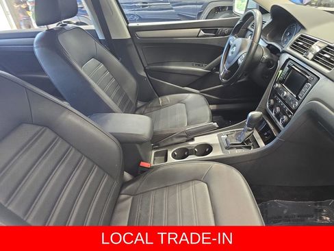 Used 2015 Volkswagen Passat 1.8T SE FWD image 10