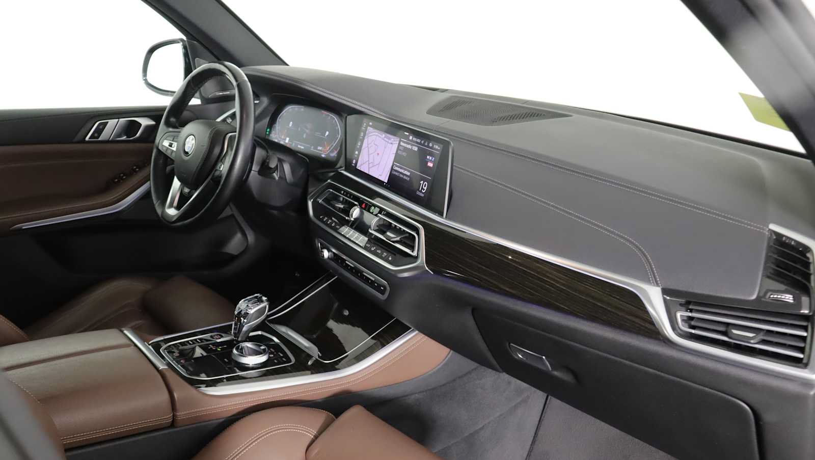 Used 2020 BMW X5 xDrive40i w/ Premium Package AWD/4WD image 9