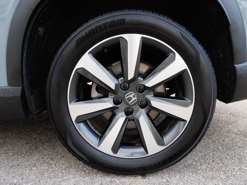 Used 2024 Honda Pilot Touring image 14