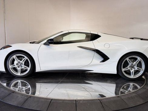 Used 2023 Chevrolet Corvette 3LT w/ Z51 Performance Package image 21