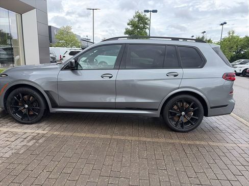 Used 2023 BMW X7 M60i w/ Executive Package AWD/4WD image 7