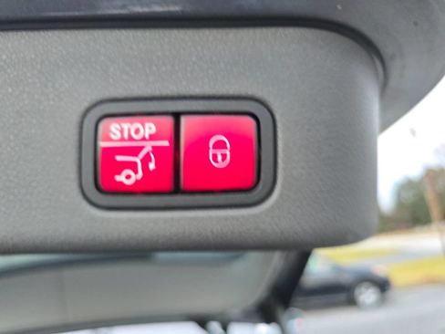 Used 2012 Mercedes-Benz ML 350 BlueTEC 4MATIC image 28