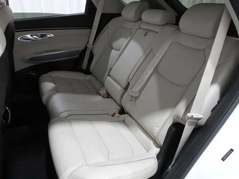 Certified 2024 Genesis GV70 2.5T w/ Advanced Package image 20