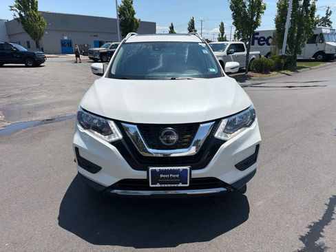 Used 2019 Nissan Rogue SV AWD/4WD image 2