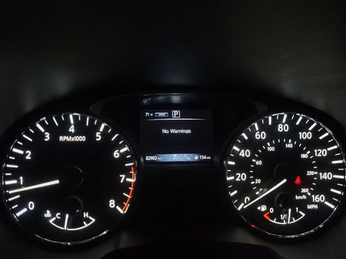 Used 2019 Nissan Pathfinder SL w/ SL Premium Package AWD/4WD image 23