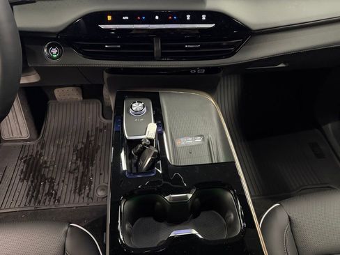 New 2026 Buick Enclave Avenir w/ Super Cruise Package image 22