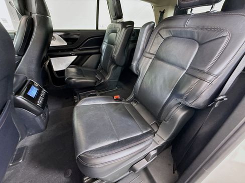 Used 2021 Lincoln Aviator Reserve w/ Equipment Group 202A image 23