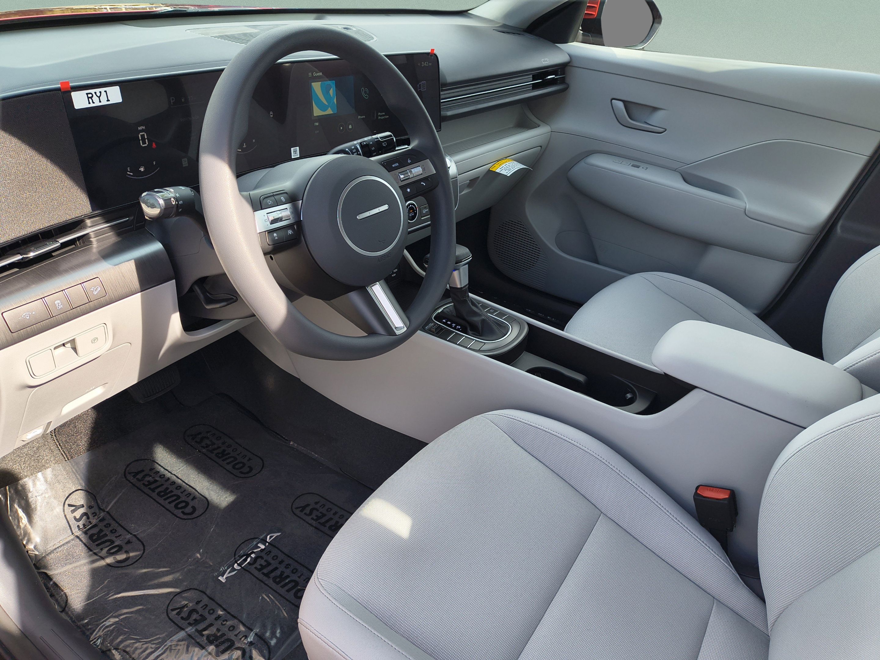 New 2027 Hyundai Kona SE FWD image 17