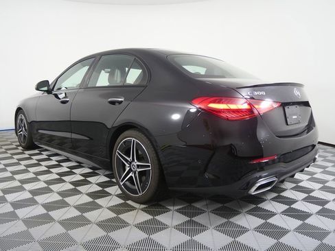 Used 2022 Mercedes-Benz C 300 Sedan image 4