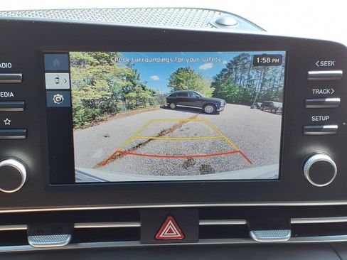 New 2026 Hyundai Elantra SE FWD image 9
