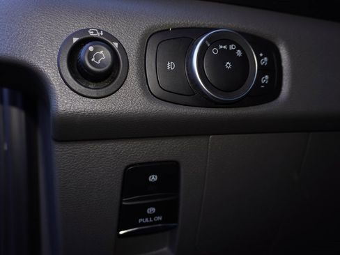 Used 2023 Ford Transit 350 XLT image 13