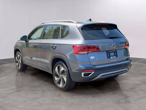 Used 2024 Volkswagen Taos SE AWD/4WD image 6