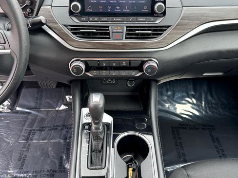 Used 2023 Nissan Altima 2.5 SV image 32