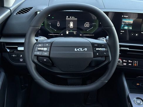 New 2026 Kia Sportage LX image 14