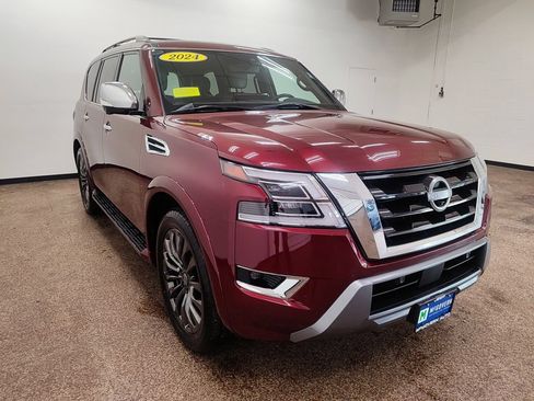 Used 2024 Nissan Armada Platinum w/ Captain's Chairs Package AWD/4WD image 8