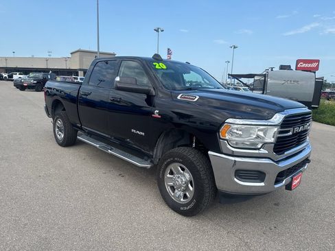 Used 2020 RAM 2500 Big Horn AWD/4WD image 6