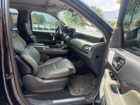 Used 2023 Lincoln Navigator Black Label AWD/4WD image 30