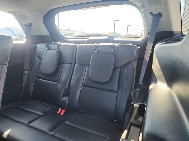 Used 2023 Ford Explorer Limited w/ Equipment Group 301A AWD/4WD image 30
