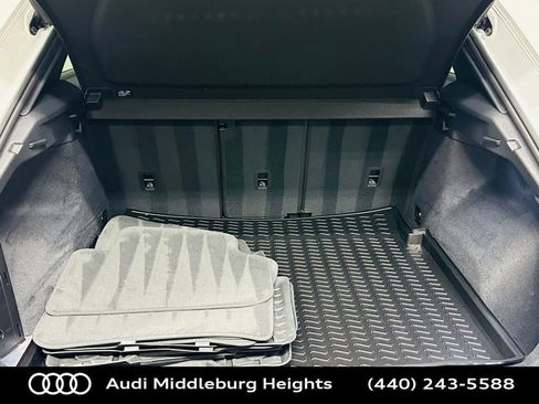 Certified 2024 Audi Q3 2.0T Premium Plus image 32