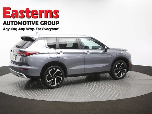 Used 2024 Mitsubishi Outlander SE FWD image 41
