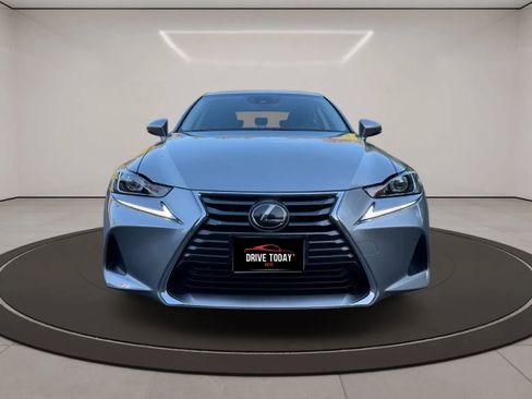 Used 2018 Lexus IS 300 w/ Comfort Package RWD image 3