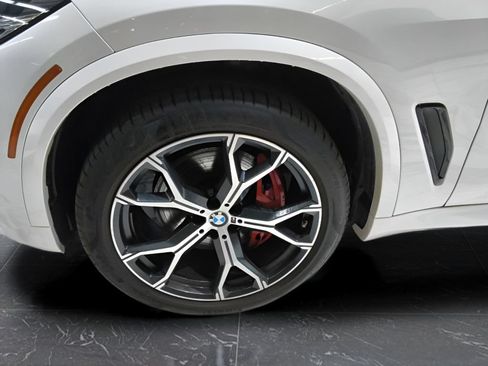 Used 2022 BMW X5 xDrive40i w/ Premium Essential Package AWD/4WD image 34
