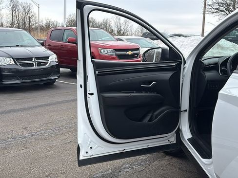 Used 2023 Hyundai Tucson SEL image 11