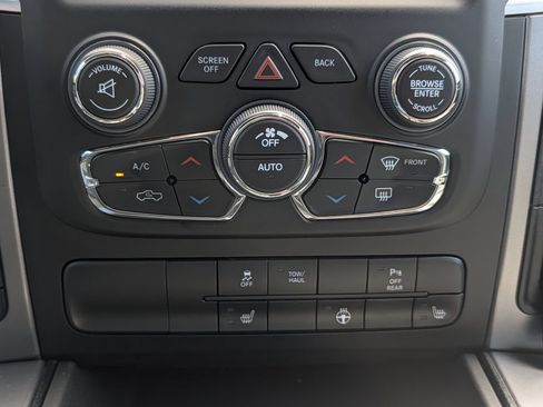 Used 2021 RAM 1500 Warlock AWD/4WD image 25