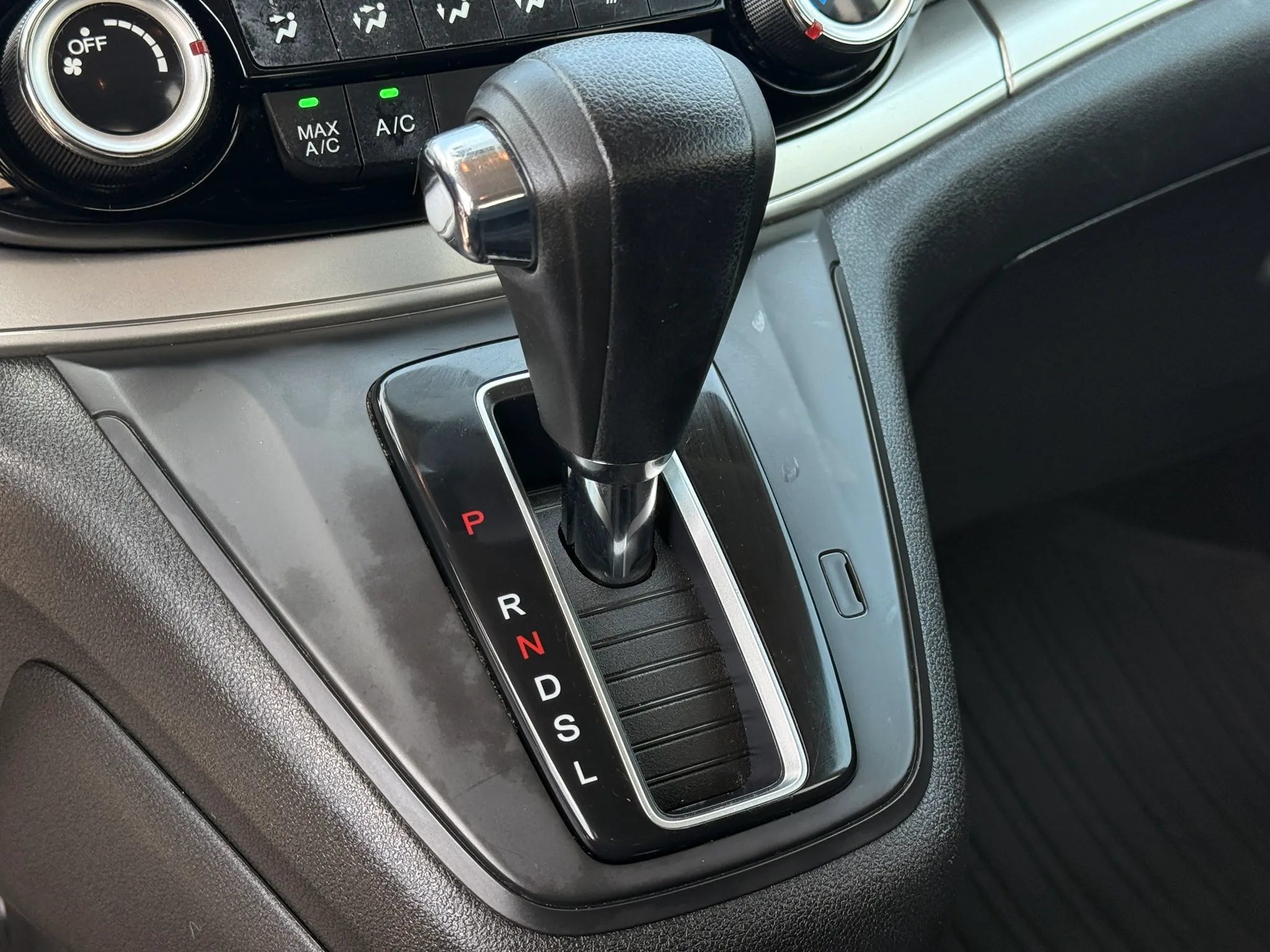 Used 2016 Honda CR-V EX image 28